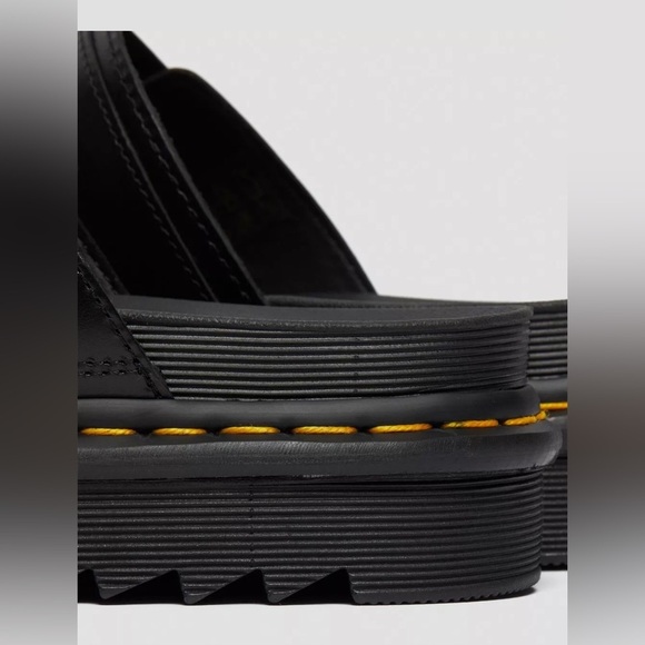 Doc Marten’s MYLES BRANDO black‎ LEATHER BUCKLE SLIDE SANDALS size 11 men new - Picture 10 of 14